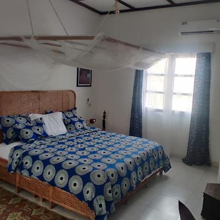 La Villa Tcha Tcha Ломе Экстерьер фото